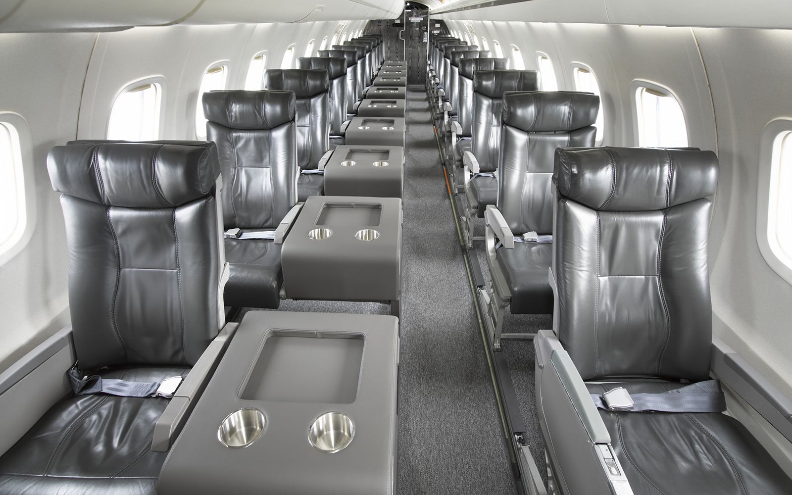 Embraer ERJ-135LR — additional view