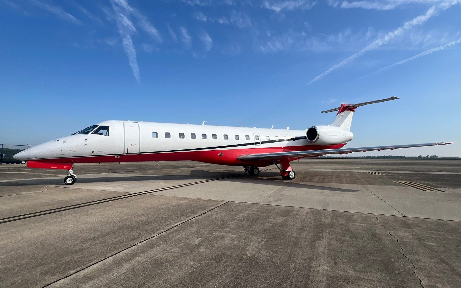 Embraer ERJ-135LR regional jet available for dry lease
