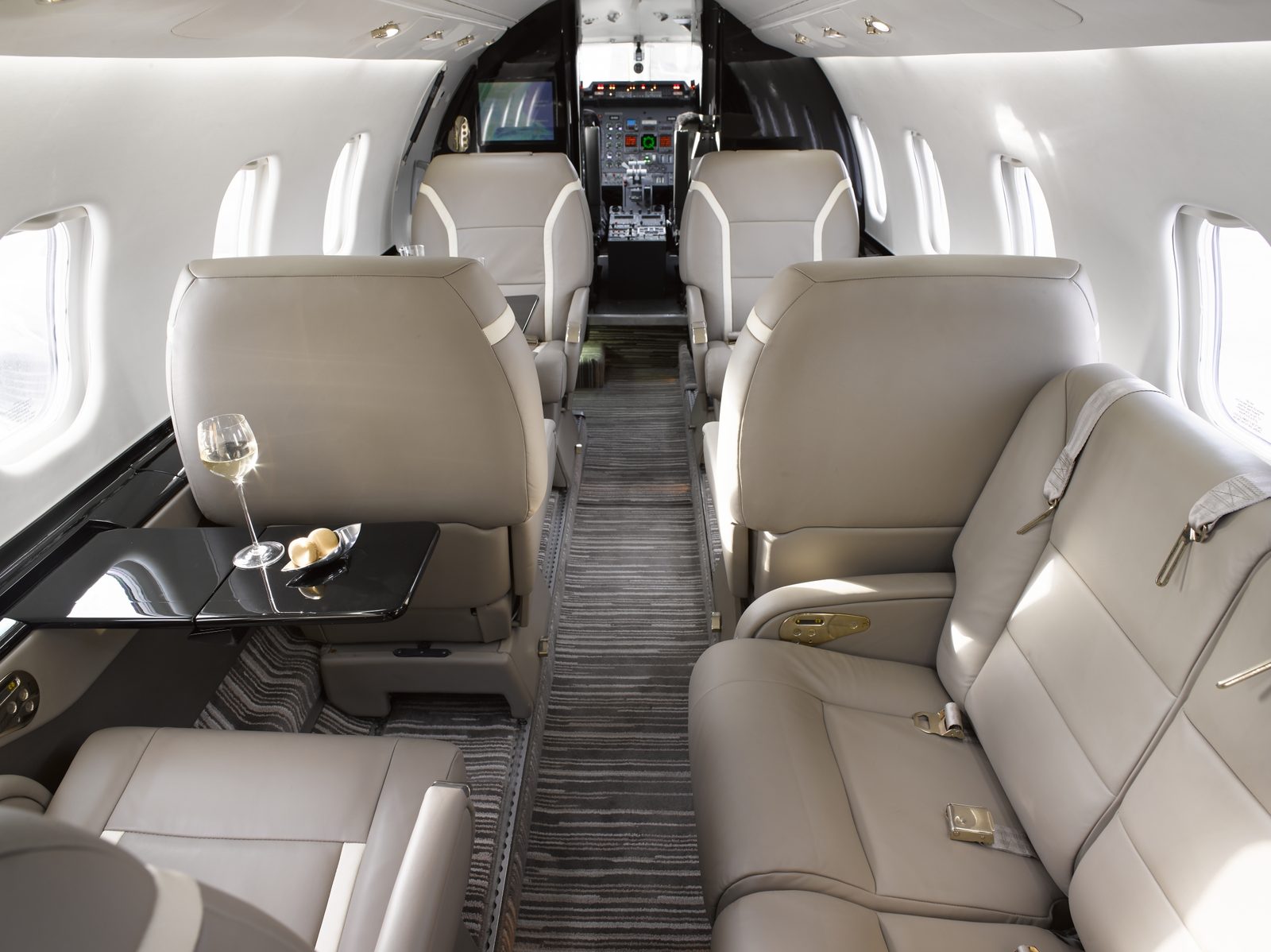 Learjet 60 cabin detail